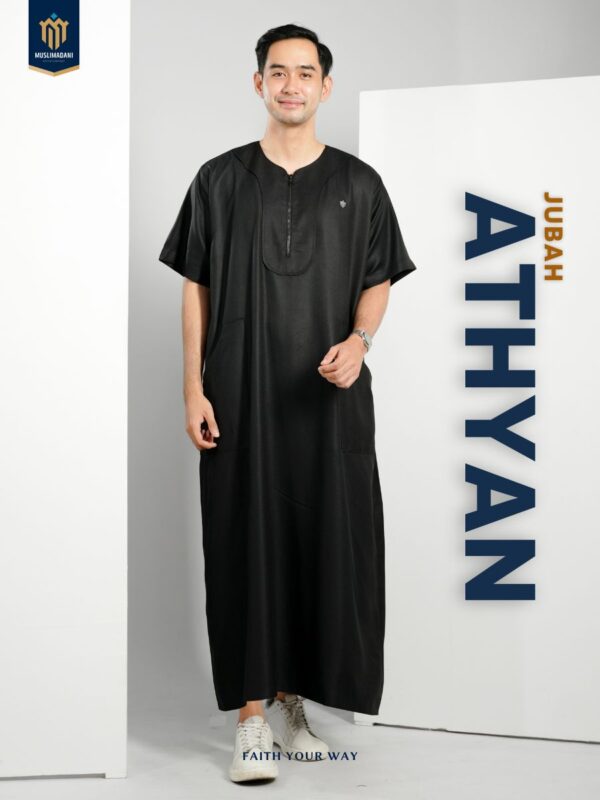 jubah athyan